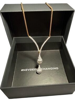 Elegant Gold-toned V-neck drop necklace